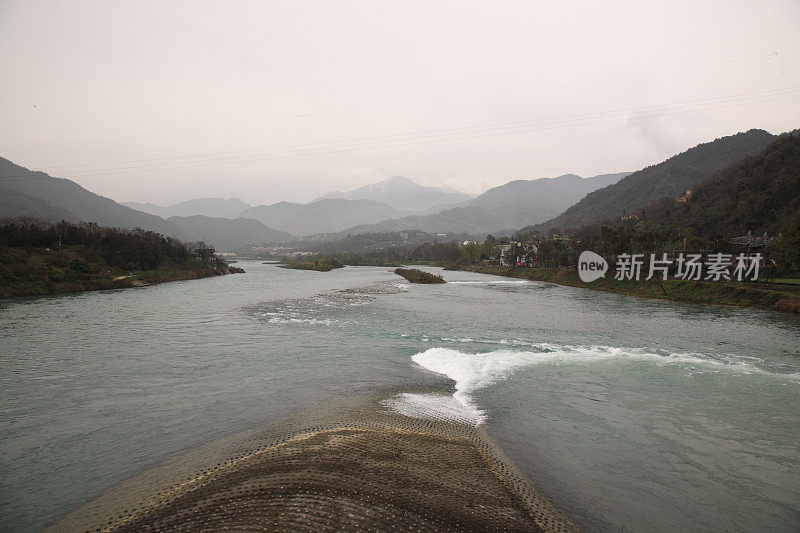 Yuzui (鱼嘴) of Dujiangyan (都江堰) irrigation system, Sichuan, China